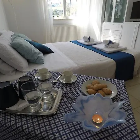 Lido Di Fermo-fronte Mare Free Parking *